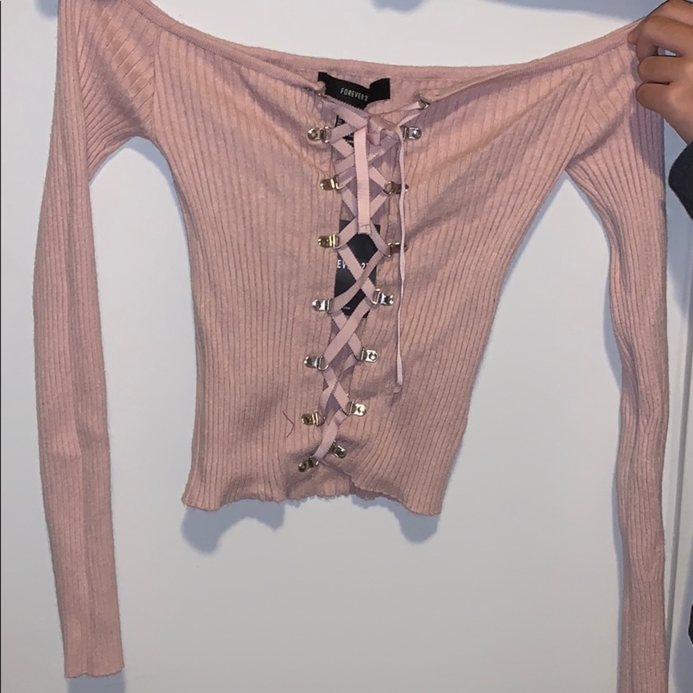 Off shoulder crop top